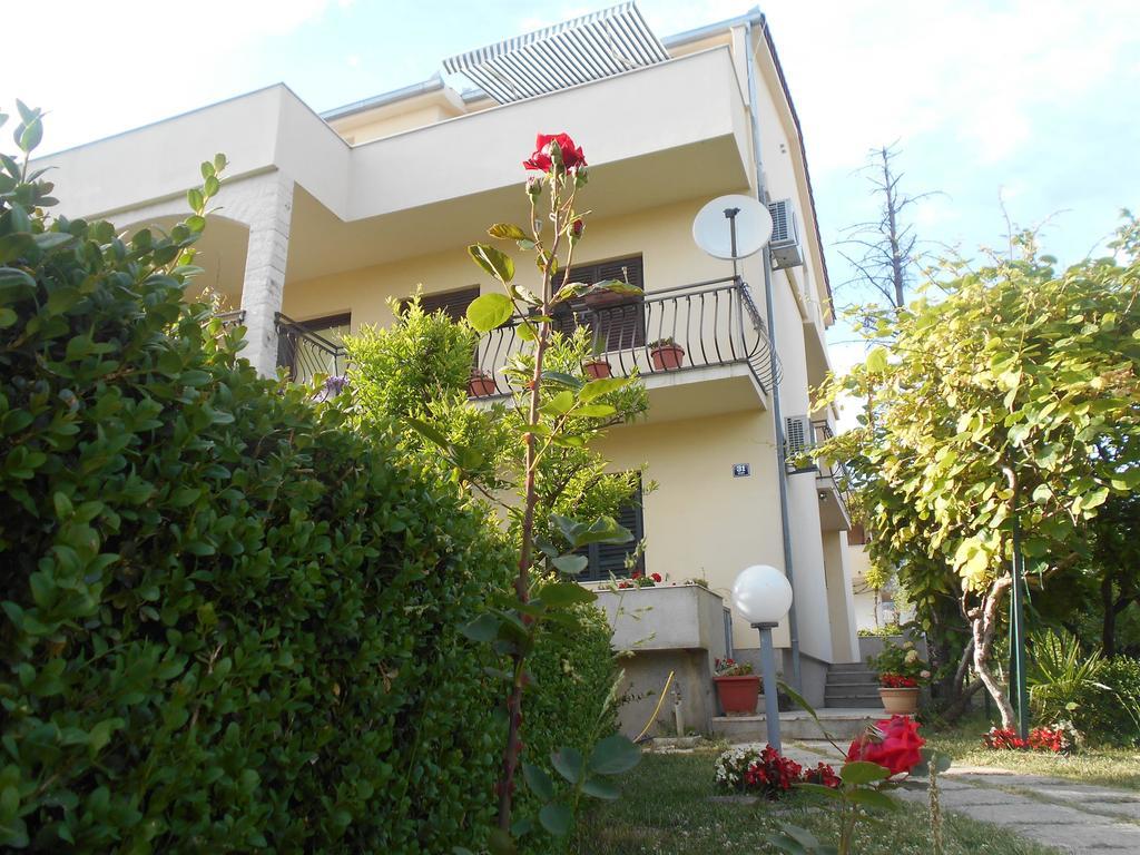 Apartment Cherry Kastela Ngoại thất bức ảnh
