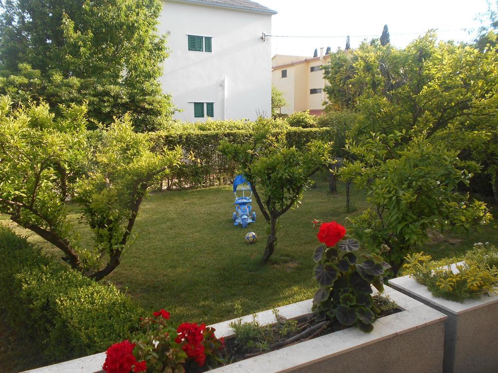 Apartment Cherry Kastela Ngoại thất bức ảnh