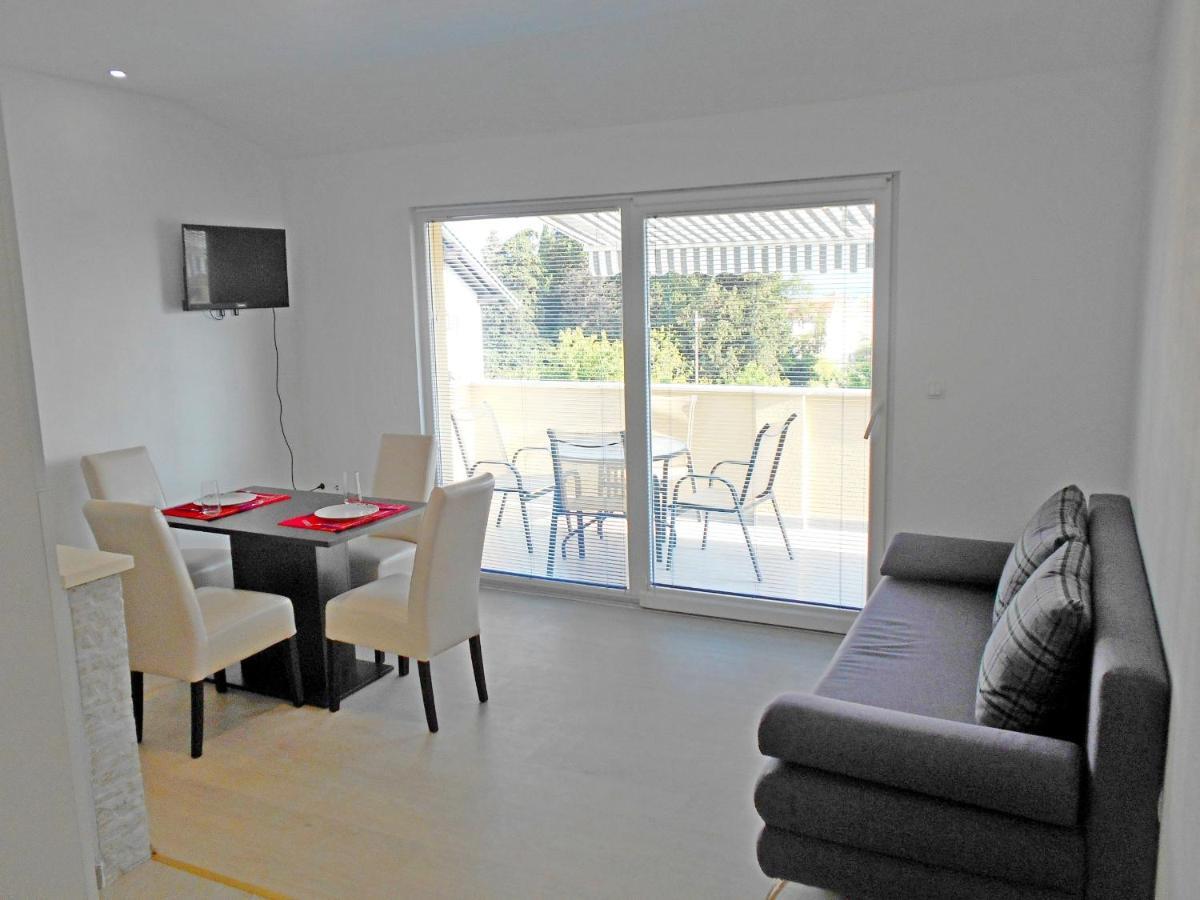Apartment Cherry Kastela Ngoại thất bức ảnh