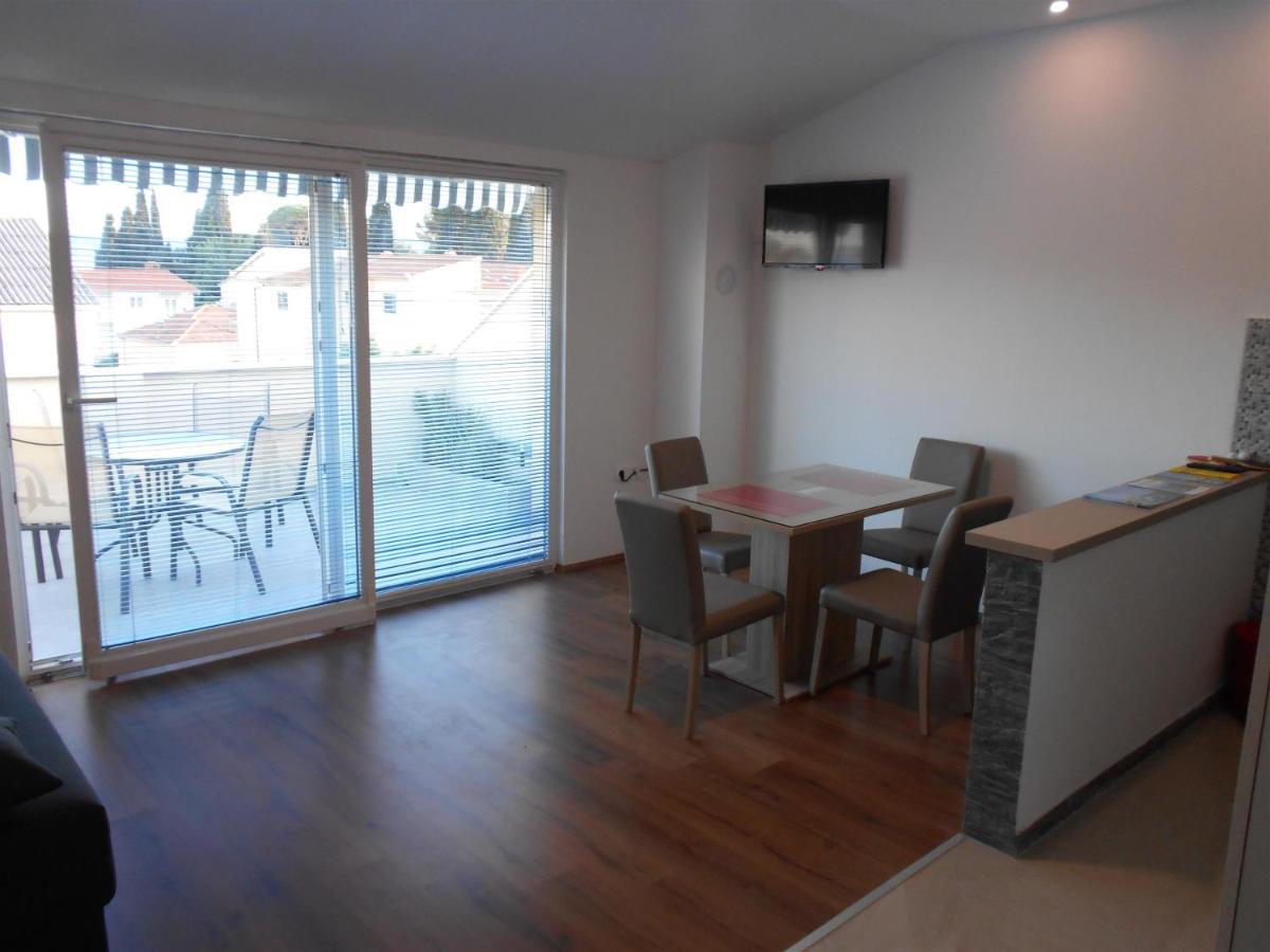 Apartment Cherry Kastela Ngoại thất bức ảnh